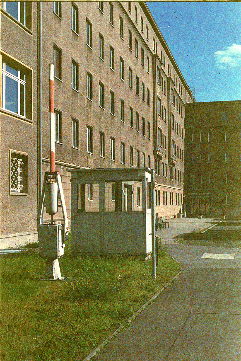 <p>2012-<br />
Documentation Report/<br />
Sachstandsdokumentation</p>